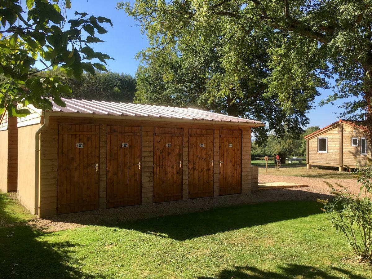 Camping Des Papillons Lalizolle Zewnętrze zdjęcie